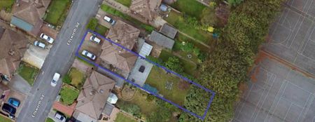 5 bedroom semi-detached house to rent - Photo 5