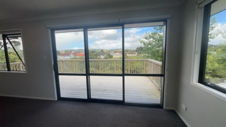 Three Bedroom Home - Photo 4