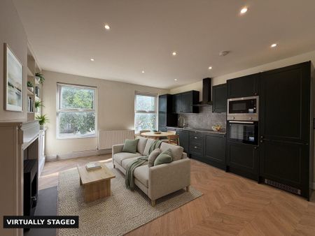 4 bedroom flat to rent - Photo 3