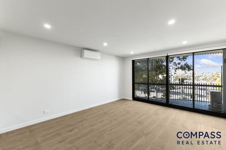 102/222 Burke Road, Glen Iris VIC 3146 - Apartment For Rent | Domain - Photo 2