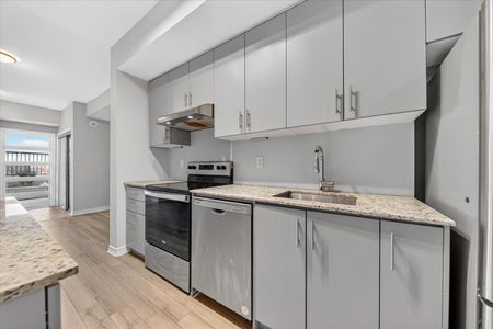 For Lease - 349 Wheat Boom Drive Unit# 124, Oakville, Ontario - Photo 2