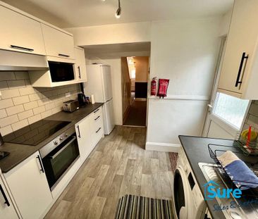 4 bedroom terraced house to rent - Photo 6