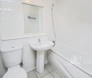 Martyr Road, Guildford, Surrey, GU1 4LE - Photo 4