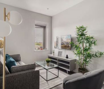 Crosby Road North, Liverpool, L22 - Photo 1