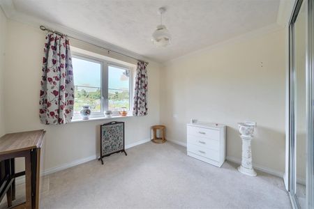 Colebrooke Lodge, Reigate - Photo 5