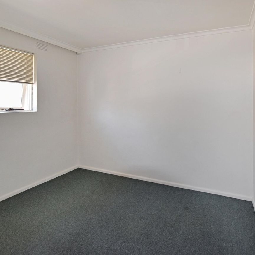 11/30 Ross Street, Northcote VIC 3070 - Photo 1