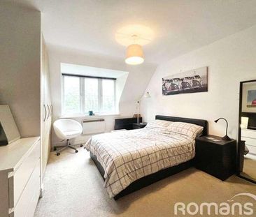 St. Catherines Wood, Camberley, Surrey, GU15 - Photo 4