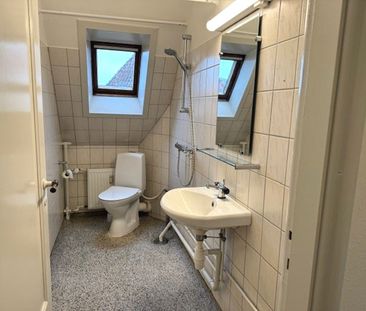 Skøn 2-værelses lejlighed med altan, i hjertet af Odense - Foto 6