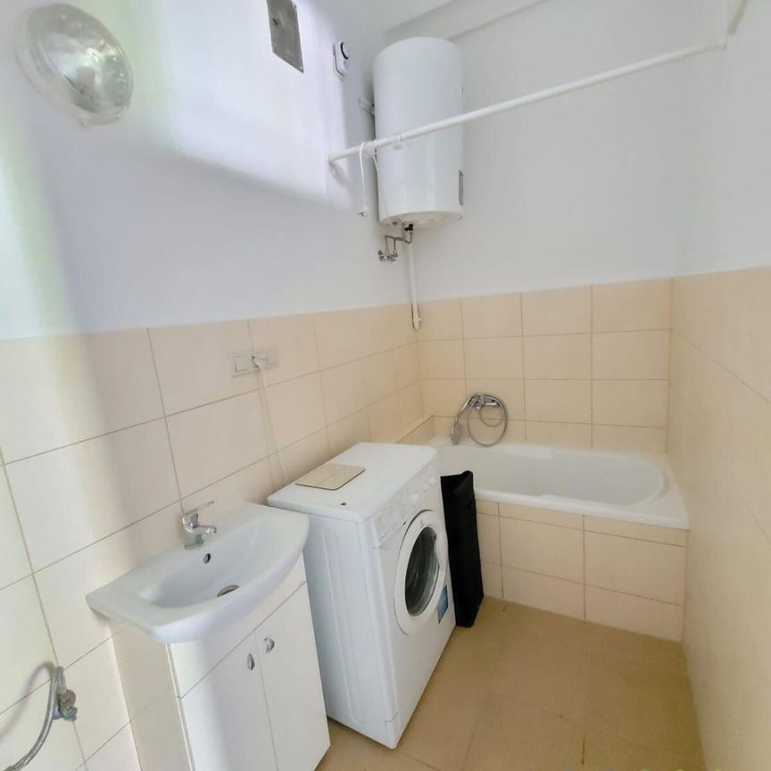 Bezczynszowe mieszkanie dwupokojowe w cichym zakatku Kazimierza - Zdjęcie 1