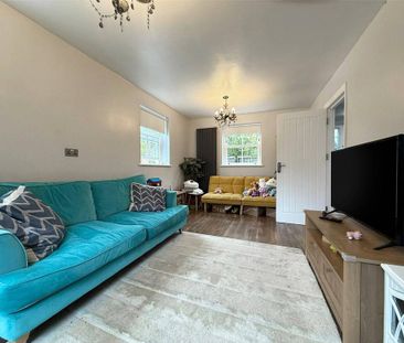 2 bedroom detached house to rent - Photo 1