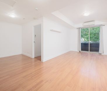 10/632 St Kilda Road, Melbourne VIC 3004 - Apartment For Rent | Domain - Photo 5