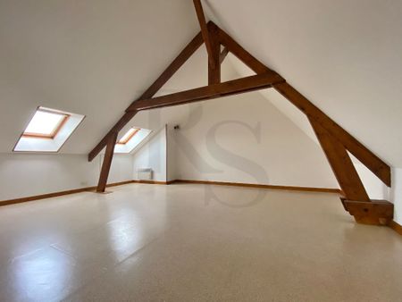 Location Maison 4 pièces 94m² - Photo 5