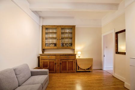 2 Bed Flat, Prince Of Wales Drive, SW11 - Photo 4