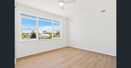 Fresh, Bright & Wonderfully Located - A Charming Retreat in Leafy Keiraville - Photo 5