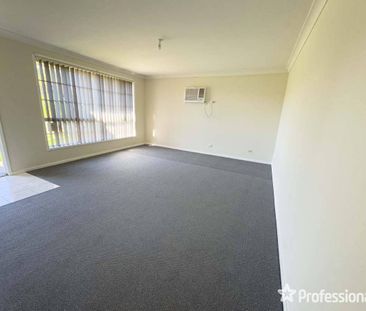 3 Bedroom - Dewhurst Street - Photo 3