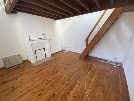 APPARTEMENT T2 EN MEZZANINE QUARTIER HENRIVILLE - Photo 2