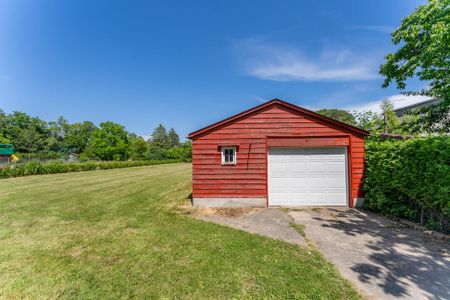 For Lease - 227 Church Street, Richmond Hill, Ontario - Photo 3