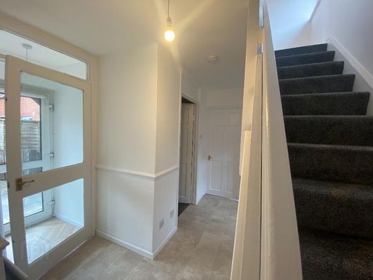 1 Matilda Gardens, Belfast, BT12 5NP - Photo 1
