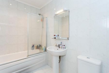 Room in a Shared House, Gibbon Road, W3 - Photo 5