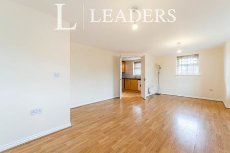 1 bedroom flat to rent - Photo 3