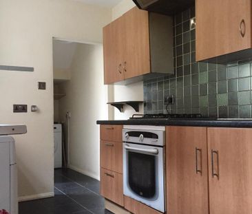 2 bedroom flat to rent - Photo 6