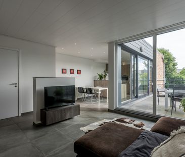 Zeer ruim duplex-appartement met prachtig terras en tuin! - Foto 5