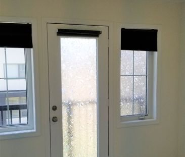 For Lease - 9 Edward Lennox Street, Markham, Ontario - Photo 3