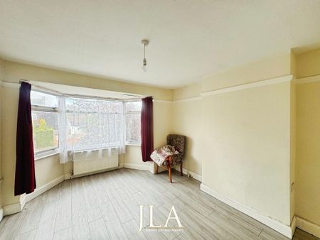 3 bedroom semi-detached house to rent - Photo 3