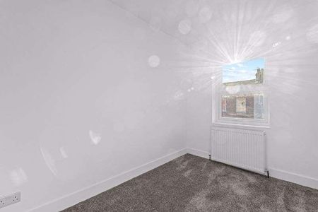 Albert Street, Windsor, SL4 - Photo 3
