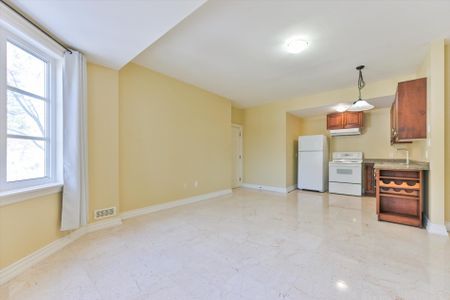 For Lease - 50 Old Yonge Street Unit# 2, Toronto, Ontario - Photo 2