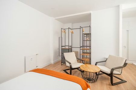 Calle de Alberto Aguilera, Madrid, Community of Madrid 28015 - Photo 2