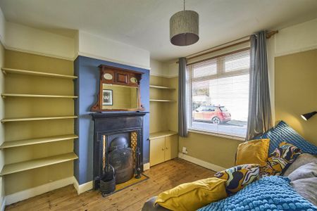 3 Downshire Place, Holywood, BT18 9LR - Photo 4