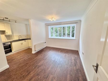 2 bedroom apartment to rent - Photo 3