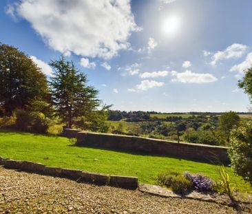 Lodge Cottage, Lypiatt, Stroud, GL6 - Photo 1