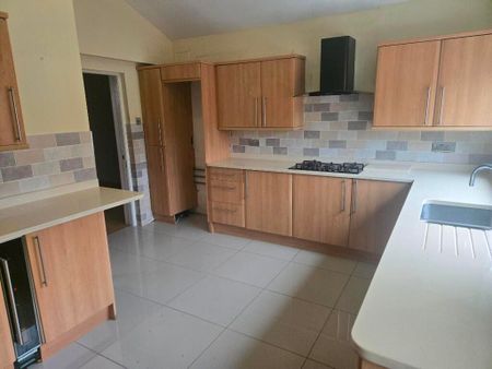 Rainford Road, Billinge, Wigan, WN5 7PG - Photo 2