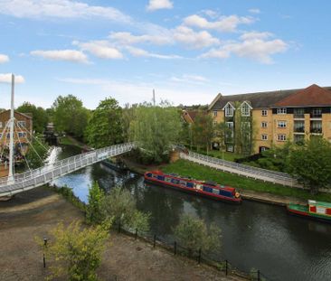 2 bed Flat for rent - Photo 4