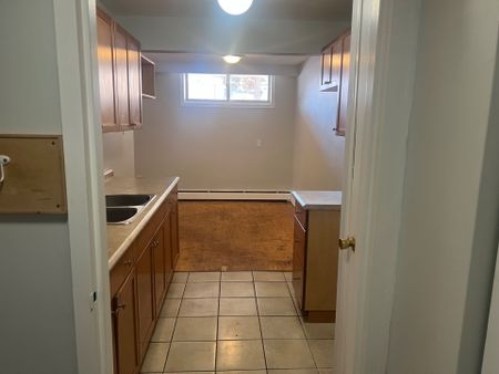 For Lease - 2095 Prospect Street Unit# B96, Burlington, Ontario - Photo 2