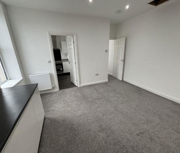 2 bed upper flat to rent in NE24 - Photo 4