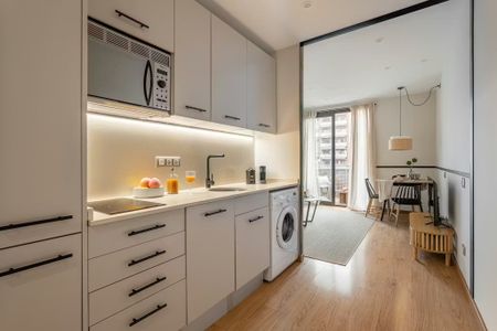 Calle de Sicília, Barcelona, Catalonia 08013 - Photo 5