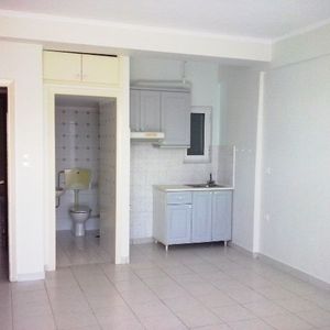 Studio/Γκαρσονιέρα για ενοικίαση Ταμπάχανα (Πάτρα) - Photo 2