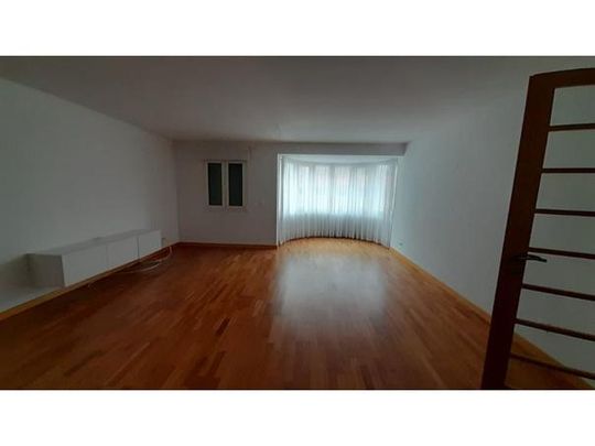 Apartamento T4 - Photo 1