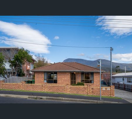 1/6 Twelfth Ave, West Moonah, Tas 7009 - Photo 3