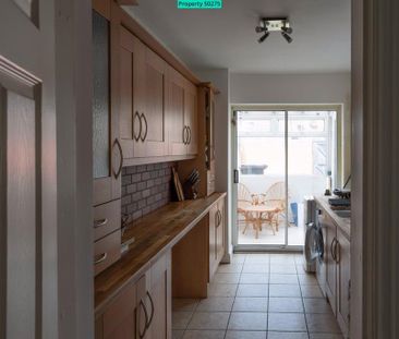 2 bedroom terraced house to rent - Photo 4