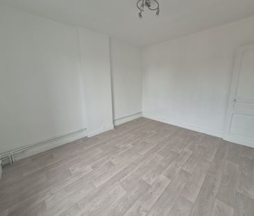 Location Maison 4 pièces 101m² RAISMES 59590 - Photo 6