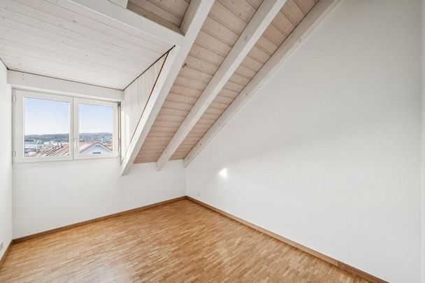Helle und moderne Wohnung mit grossem Balkon in attraktiver Lage - Foto 1