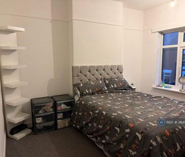 2 bedroom semi-detached house to rent - Photo 4