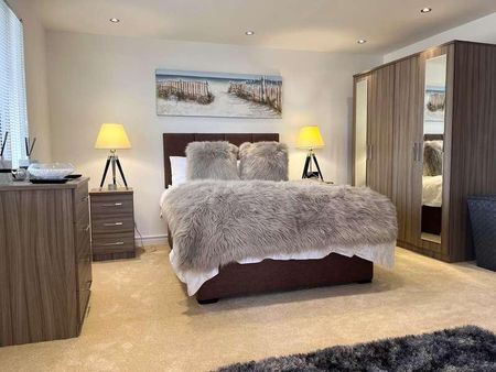 Aurora, Trawler Road, Maritime Quarter, Swansea, SA1 - Photo 5