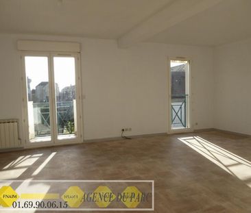 Location Appartement 4 pièces 74m² MENNECY 91540 - Photo 1