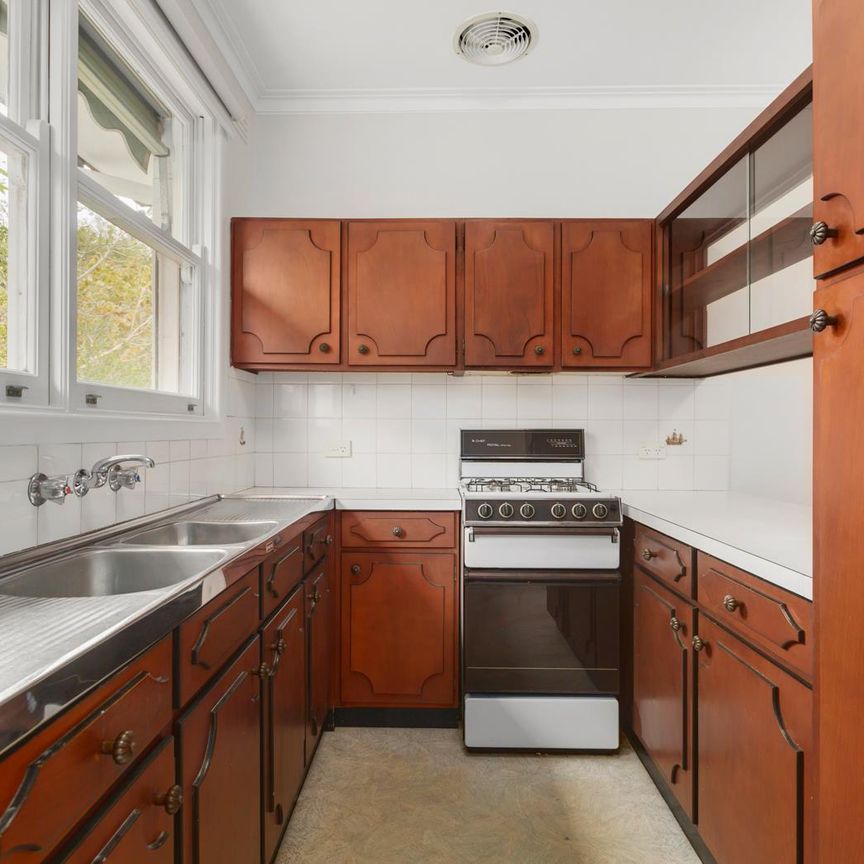 4/11 Louise Avenue, Mont Albert VIC 3127 - Apartment For Rent | Domain - Photo 1