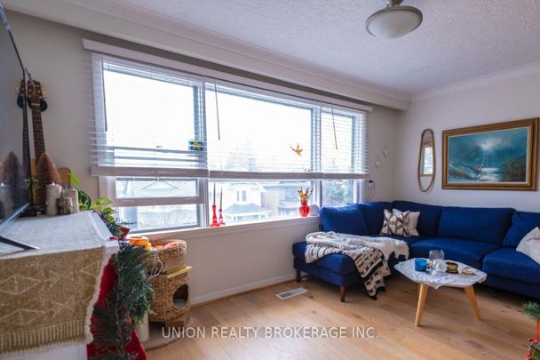 For Lease - 71 Kenilworth Avenue Unit# Upper, Toronto, Ontario - Photo 1